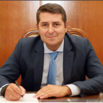 Μυλωνάκης vs Βαξεβάνη: «Πλαστογράφος και συκοφάντης»