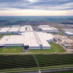 VW: Ξεκίνησε η ανέγερση νέων εγκαταστάσεων παραγωγής στη Βζέσνια για το ηλεκτρικό Crafter