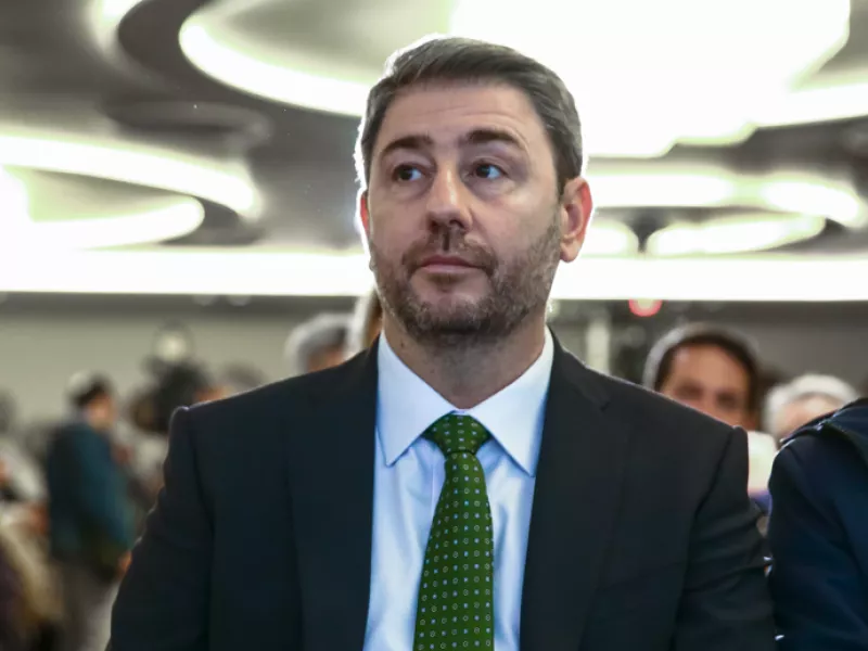 ΠΑΣΟΚ: Η παραίτηση Λαζαρίδη αναδεικνύει την αδυναμία του Πρωθυπουργού