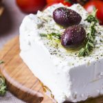 Εμπορικός πόλεμος στο... πιάτο: Φέτα, «παρμεζάνα» και Asiago, το νέο μέτωπο ΗΠΑ-ΕΕ