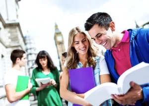 Το Ηνωμένο Βασίλειο ξανά στο Erasmus σε μια κίνηση επαναπροσέγγισης με την ΕΕ