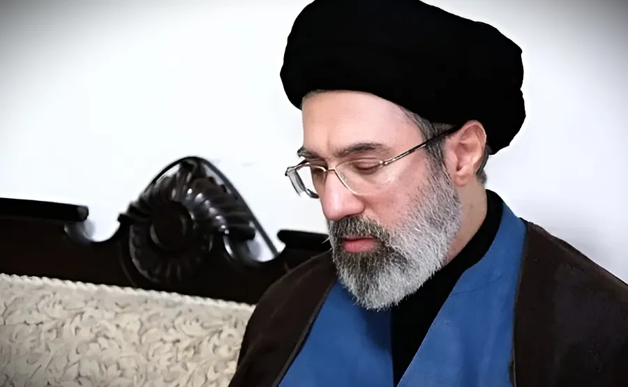 Ιράν: Σοβαρά τραυματισμένος ο Μοτζταμπά Χαμενεΐ - Ποιος κυβερνά πραγματικά;