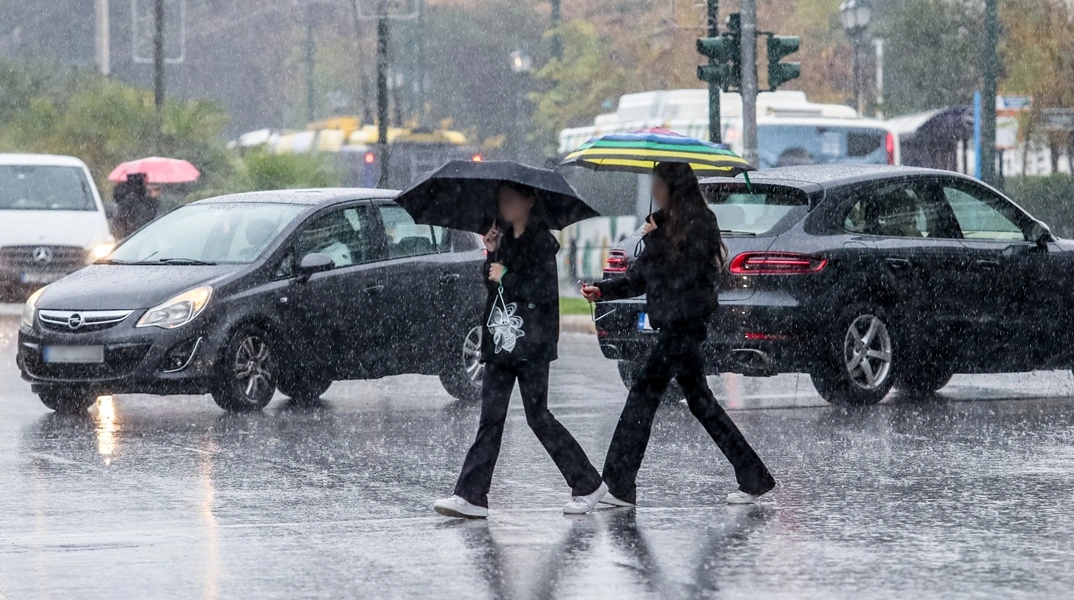 Καιρός - Κακοκαιρία Erminio: Αυτές οι περιοχές είναι σε κόκκινο συναγερμό (live)