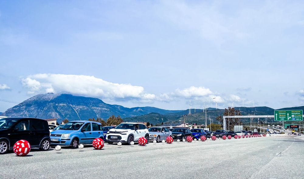 «Έμφραγμα» στην επιστροφή του Πάσχα: Χιλιάδες οχήματα στην Αθηνών-Κορίνθου - Πού εντοπίζονται τα μεγαλύτερα προβλήματα