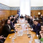 ΚΟ ΠΑΣΟΚ: «Σφίγγει τον κλοιό» στη ΝΔ με αιχμή την άρση ασυλίας - Στο τραπέζι εκλογές και «δεδηλωμένη»