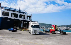 Λέσβος: Αποκλιμάκωση μετά την ένταση - Λύθηκε το μπλόκο των κτηνοτρόφων