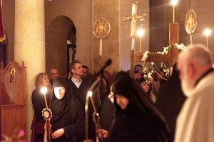 «Μπορούμε να τα ξεπεράσουμε όλα»: Το πασχαλινό μήνυμα Μητσοτάκη με σαφές πολιτικό στίγμα