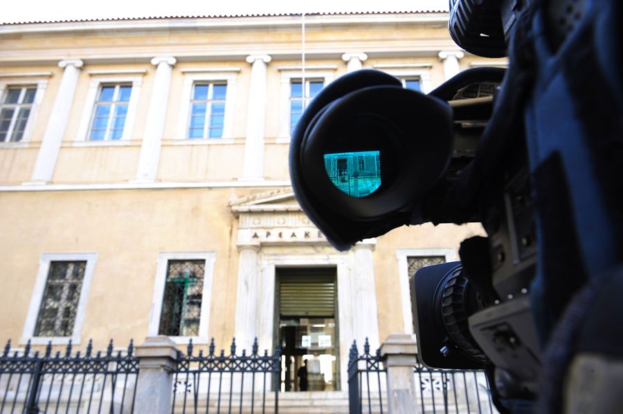 Ακίνητα σε «κινούμενη άμμο»: Το ΠΔ για τους οικισμούς πυροδοτεί πόλεμο Δήμων-Κράτους