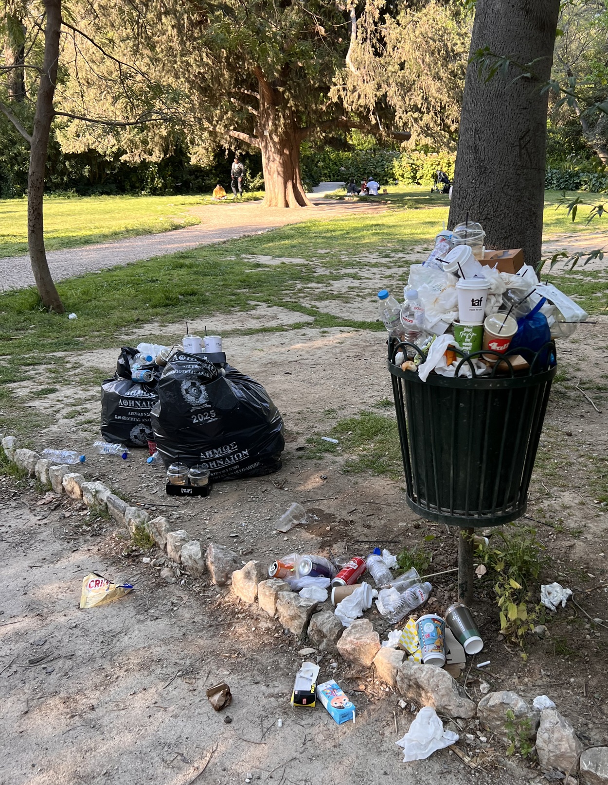 Εθνικός Κήπος σκουπίδια Δούκας δήμαρχος 