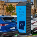 ΔΕΗ blue: 20% επιστροφή, για φόρτιση ηλεκτρικών οχημάτων στις μεσημεριανές «Energy Hours» σε συνεργασία με τη Visa