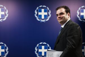 Πιερρακάκης: Θετική εξέλιξη η απόφαση του Λονδίνου για τα GDP-linked warrants