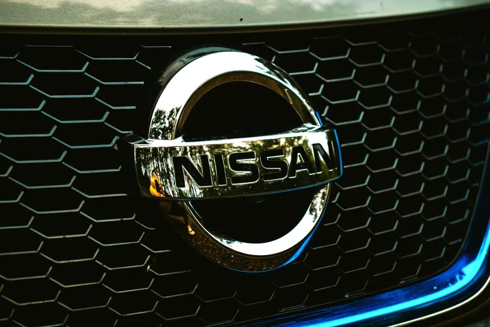 Η κρίση στα EV χτυπά τη Nissan: «Λουκέτο» στη Βρετανία και -900 θέσεις εργασίας στην Ευρώπη
