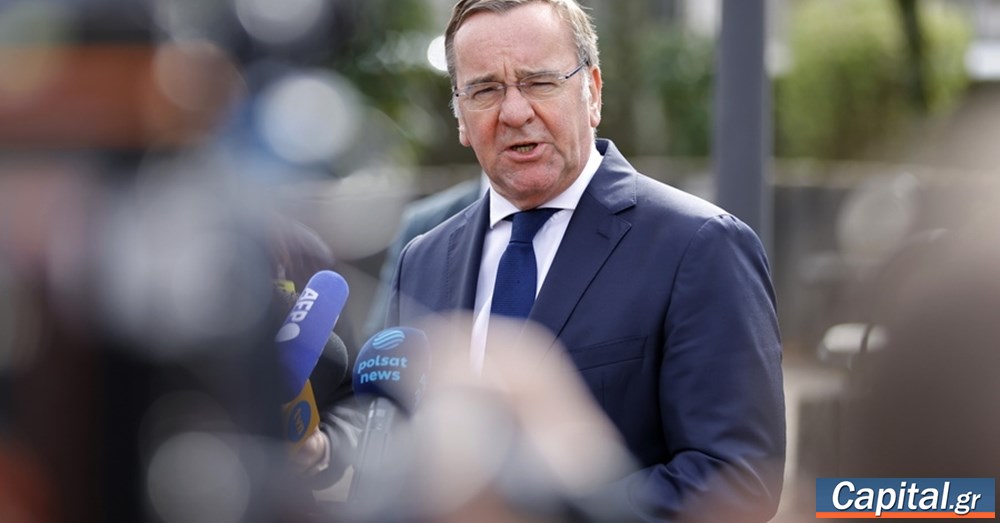 Πιστόριους: 'Αναμενόμενη' η απόφαση για απόσυρση αμερικανικών δυνάμεων