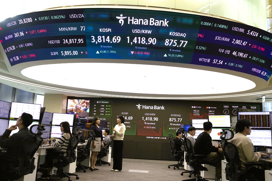 Ράλι-σοκ σε Ασία και Wall Street: Samsung πάνω από $1 τρισ. λόγω AI