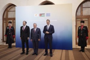 Μητσοτάκης από το Αμμάν: Έκκληση για αποκλιμάκωση και επιστροφή στο status quo στα Στενά του Ορμούζ